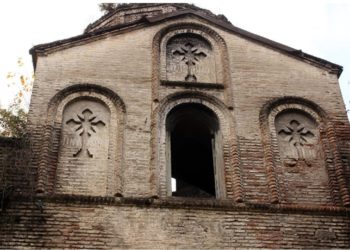 Baxımsız,unudulmuş,dağılan məbəd… Ermənilər deyir bizimdir… VİDEO.